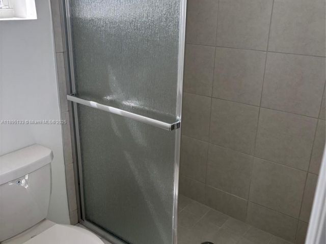 Дом в аренду по адресу 27709 SW 155 CT - фото 7516808