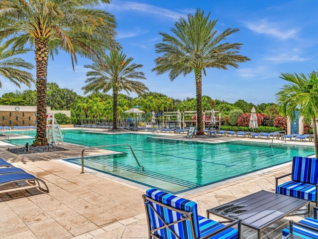 Продажа дома по адресу 8126 Valhalla Drive - фото 6660021