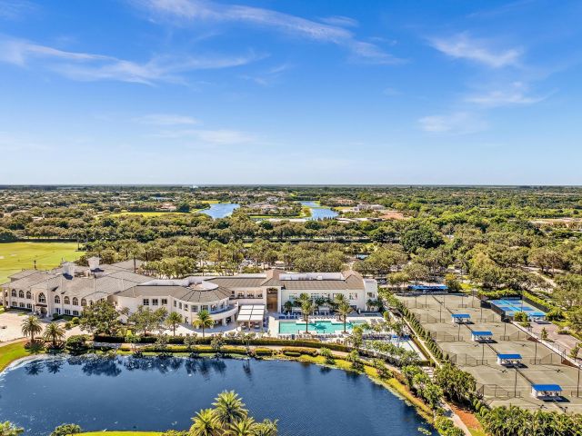 Продажа дома по адресу 8126 Valhalla Drive - фото 6660027