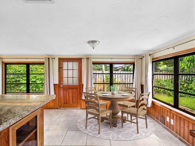 Продажа дома по адресу 301 NW 42nd Street - фото 6705063