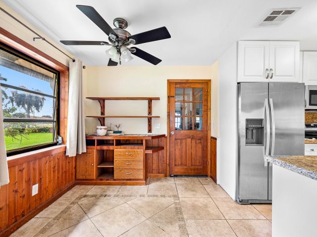 Продажа дома по адресу 301 NW 42nd Street - фото 6705065