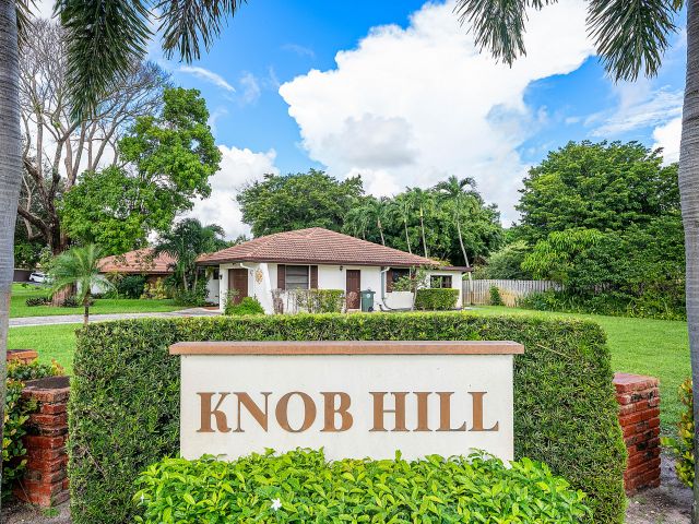 Продажа дома по адресу 301 NW 42nd Street - фото 6705073