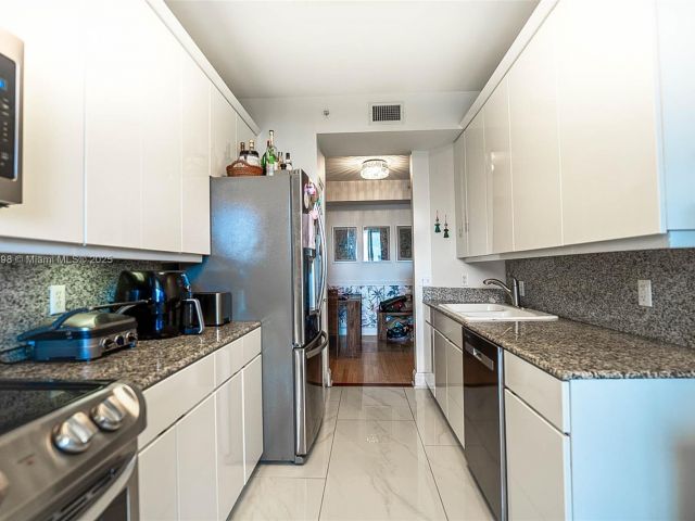 Продажа квартиры #903 - фото 6661104