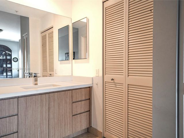 Продажа квартиры #903 - фото 6661110