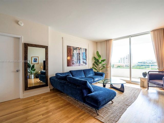 Продажа квартиры #903 - фото 6661117