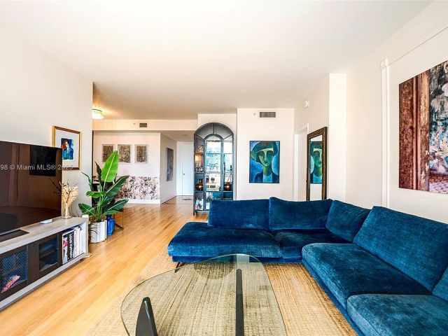 Продажа квартиры #903 - фото 6661120