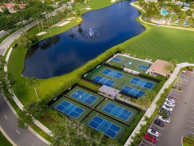 Продажа дома по адресу 4230 NW 60th Drive - фото 6749248