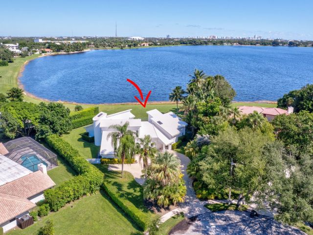 Продажа дома по адресу 4 Woodbrook Circle - фото 6682618