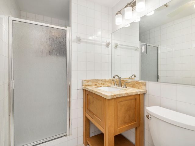 Дом в аренду по адресу 250 Arlington Road - фото 6663276