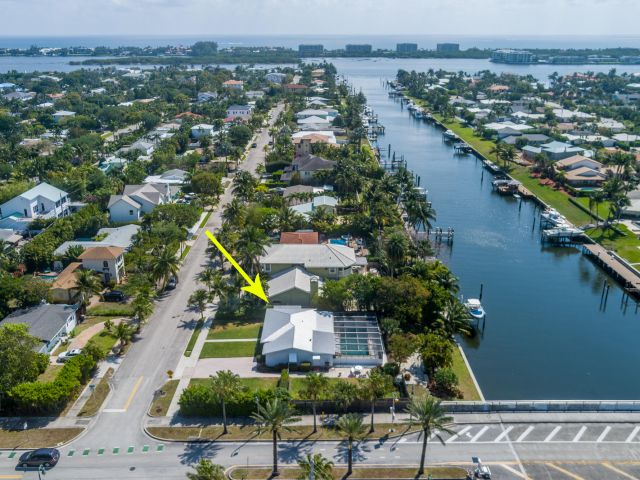 Дом в аренду по адресу 250 Arlington Road - фото 6663287