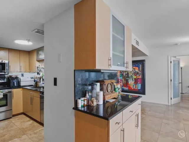 Продажа квартиры #1208 - фото 6663954