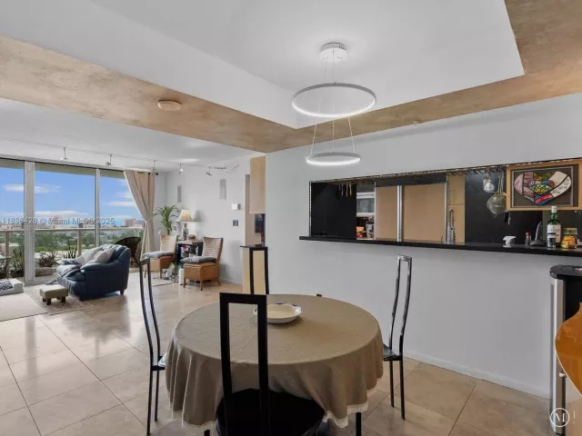 Продажа квартиры #1208 - фото 6663958