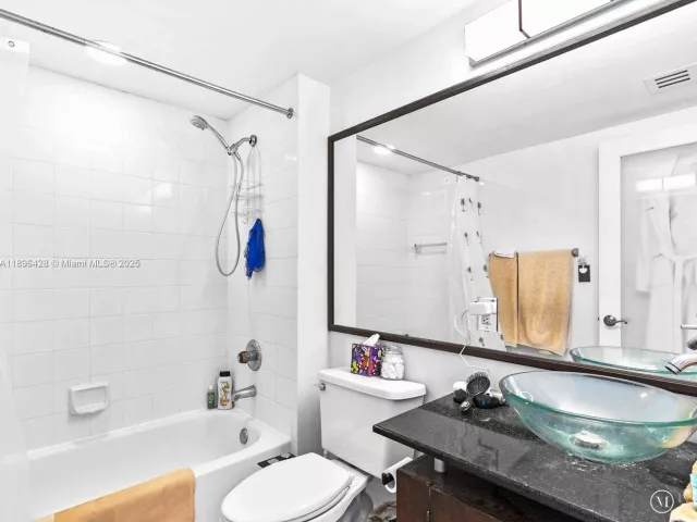 Продажа квартиры #1208 - фото 6663946