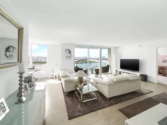 Продажа квартиры #2107 - фото 6666260