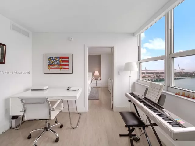 Продажа квартиры #2107 - фото 6666247