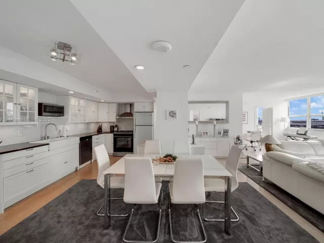 Продажа квартиры #2107 - фото 6666249