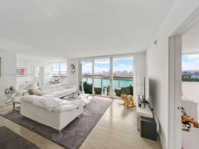 Продажа квартиры #2107 - фото 6666254