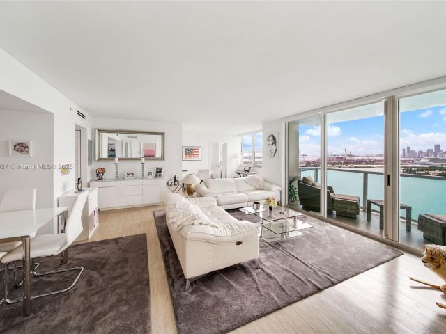 Продажа квартиры #2107 - фото 6666255