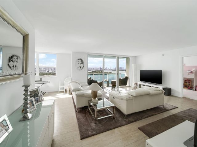 Продажа квартиры #2107 - фото 6666260