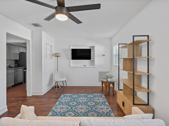 Продажа дома по адресу 724 Mcintosh Street - фото 6663295