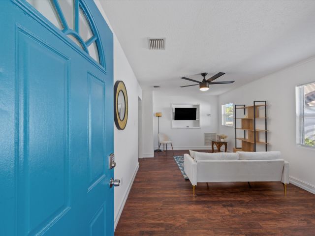 Продажа дома по адресу 724 Mcintosh Street - фото 6663298