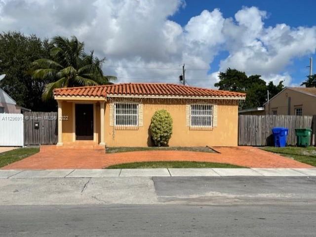 Дом в аренду по адресу 5181 NW 4th Terrace - фото 6662581