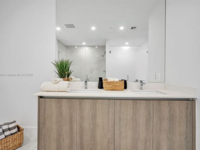 Квартира в аренду номер1003 - фото 6663886