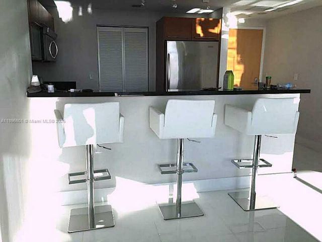 Квартира в аренду номер3408 - фото 6681896