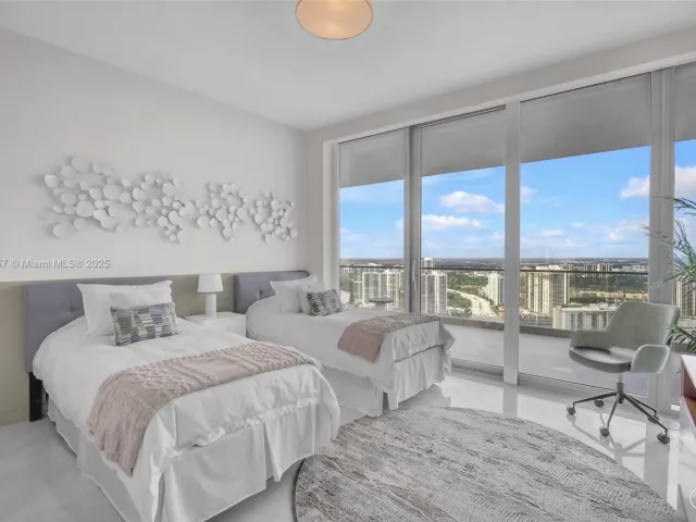 Продажа квартиры #3503 - фото 6668057