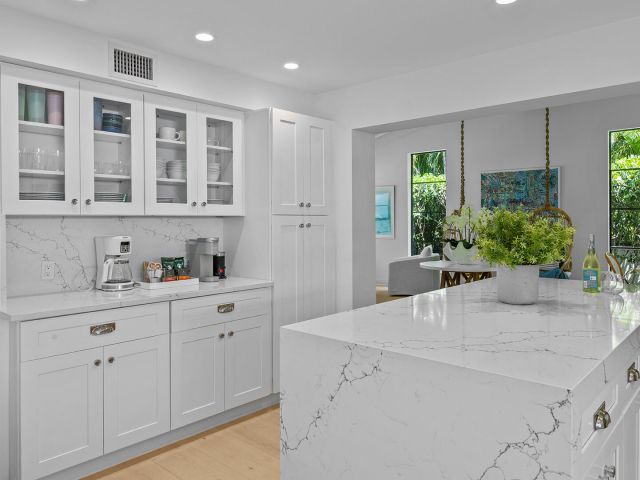 Продажа дома по адресу 3214 Washington Road - фото 6682632