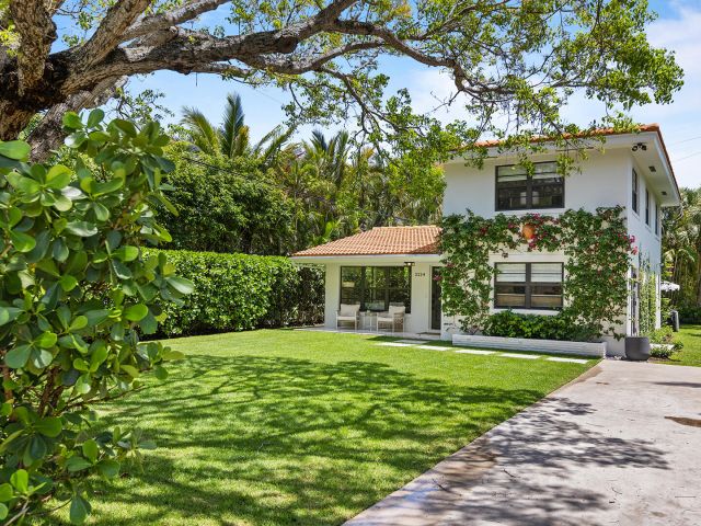 Продажа дома по адресу 3214 Washington Road - фото 6682640