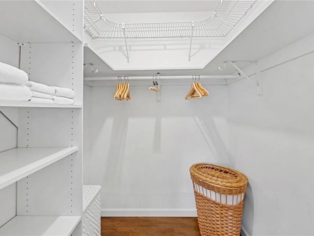 Дом в аренду по адресу 2360 NE 15th Terrace - фото 6694094