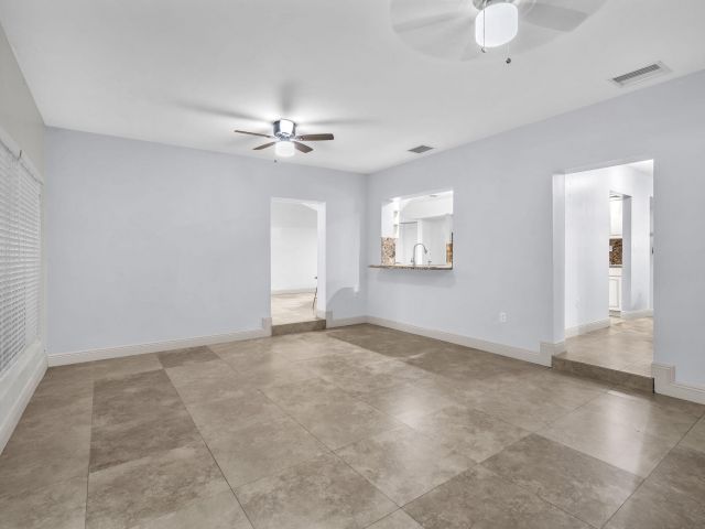 Продажа дома по адресу 15225 SW 235th Street - фото 6698668