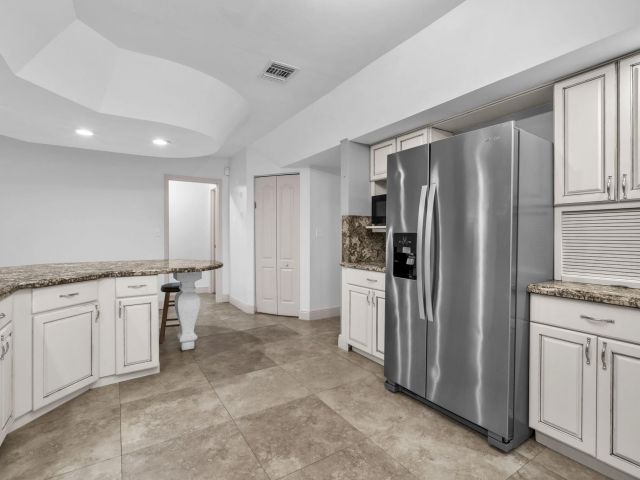 Продажа дома по адресу 15225 SW 235th Street - фото 6698672