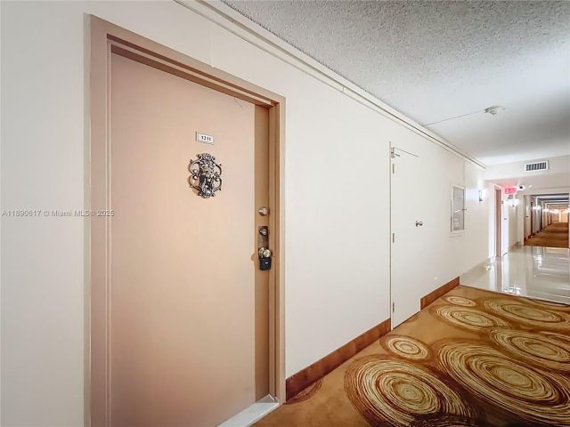 Продажа квартиры #1211 - фото 6691110