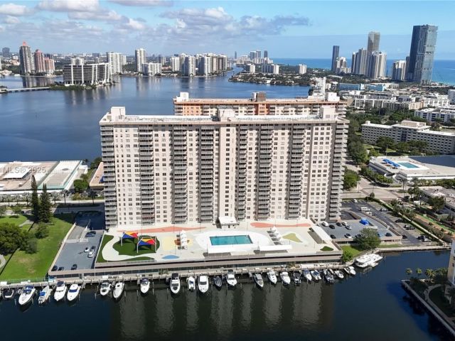 Продажа квартиры #1211 - фото 6691117