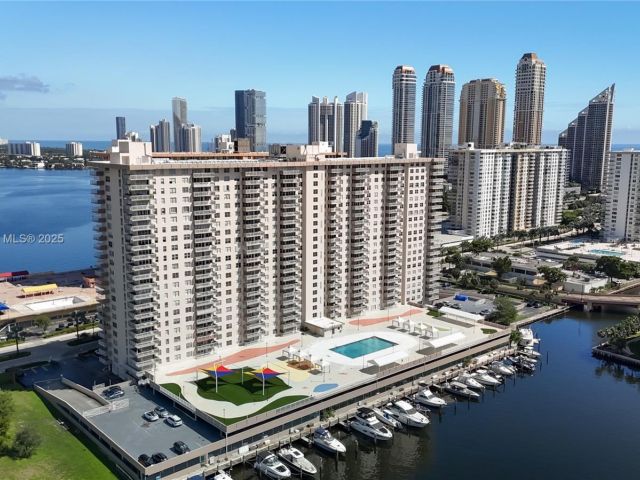 Продажа квартиры #1211 - фото 6691118