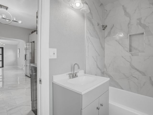 Продажа дома по адресу 503 58th Street - фото 6677509