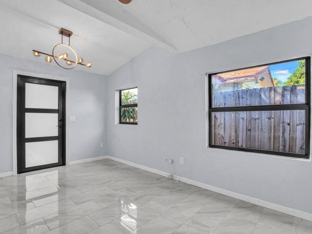 Продажа дома по адресу 503 58th Street - фото 6677518