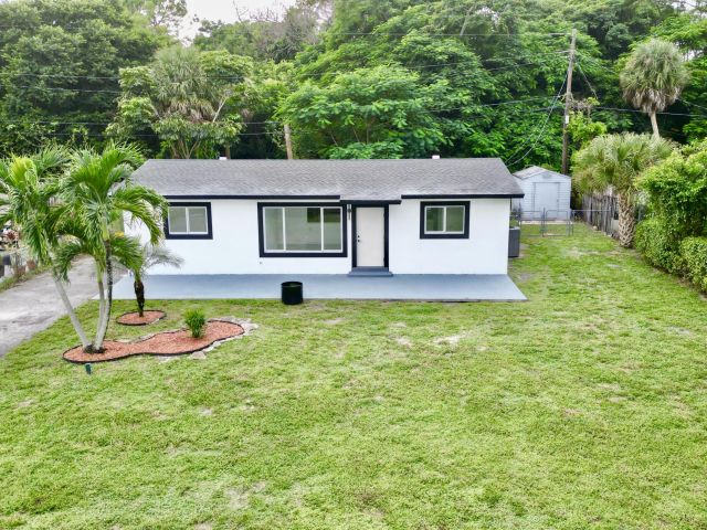 Продажа дома по адресу 773 Arlington Drive - фото 6678446