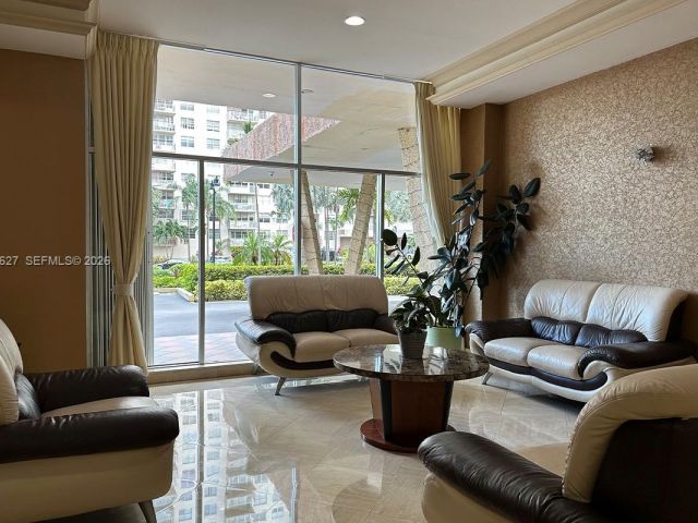 Продажа квартиры #2002 - фото 7428061