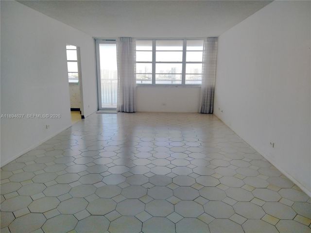 Продажа квартиры #2002 - фото 7428065