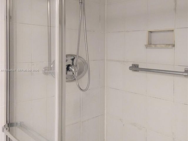 Продажа квартиры #2002 - фото 7428074