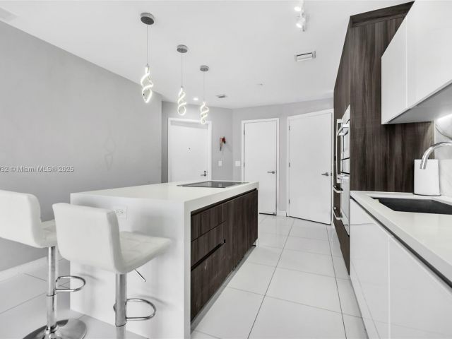 Продажа квартиры #806 - фото 6678356