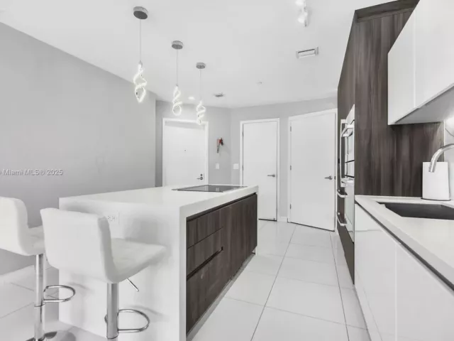 Продажа квартиры #806 - фото 6678356