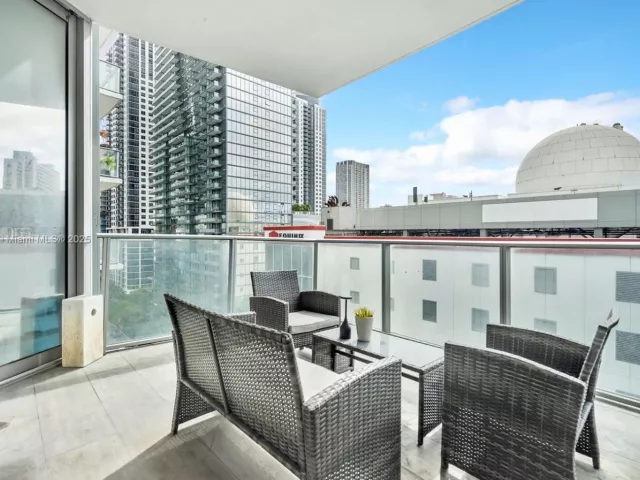 Продажа квартиры #806 - фото 6678345