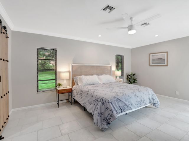 Дом в аренду по адресу 2244 NW 39th Drive - фото 6706809