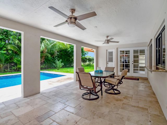 Дом в аренду по адресу 2244 NW 39th Drive - фото 6706810