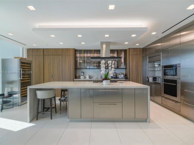 Продажа квартиры #3204 - фото 6670734