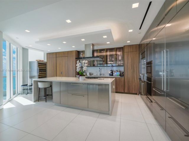 Продажа квартиры #3204 - фото 6670735